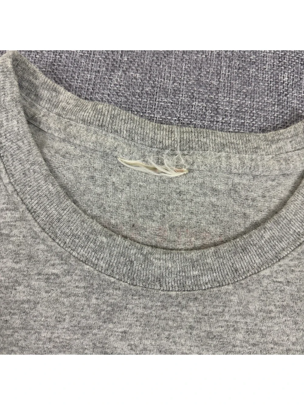 Vintage Y2K Levi Strauss Signature Gray Graphic T-Shirt Men’s Medium-Large